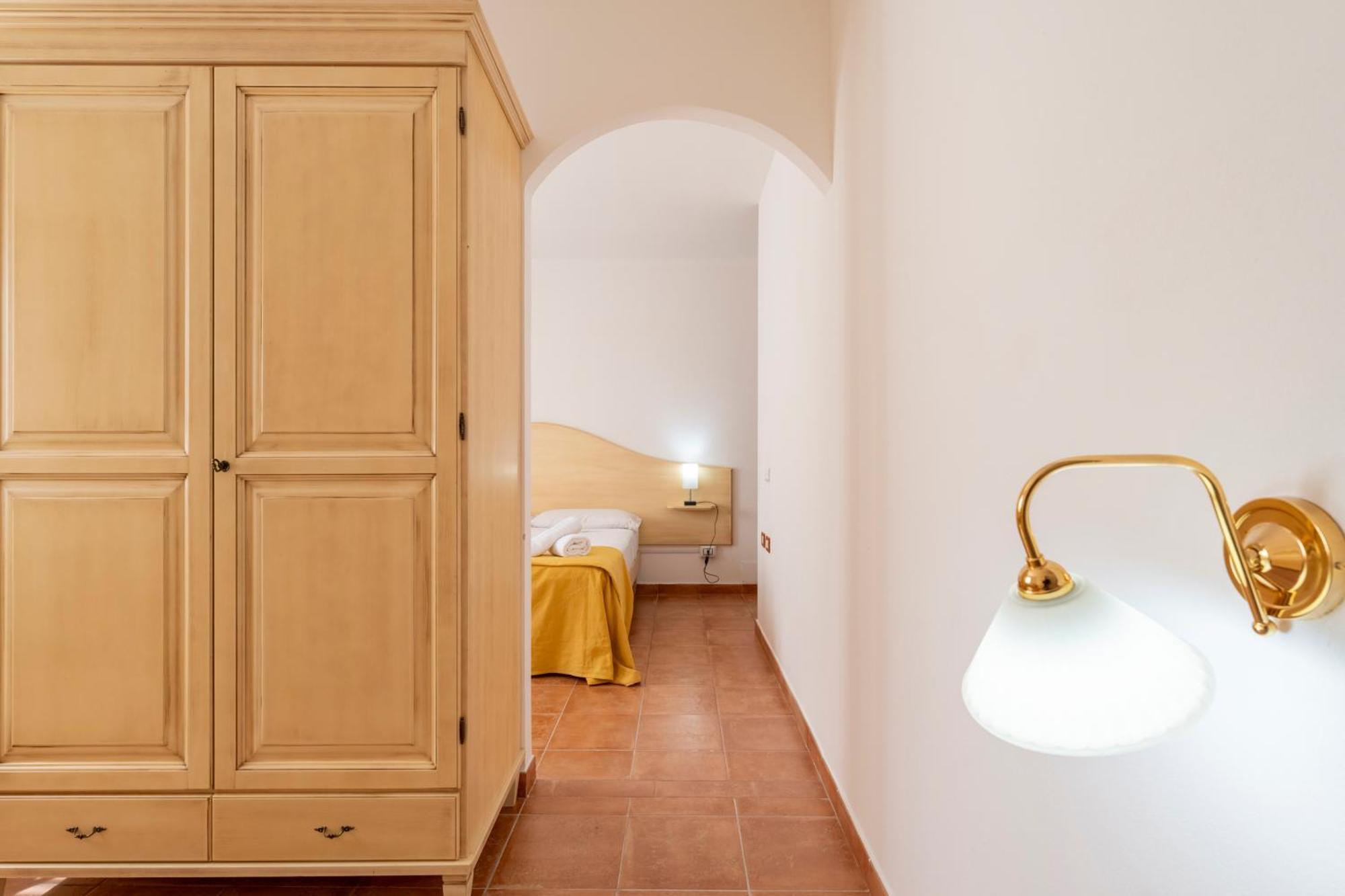 Hotel Marie Claire Ланузеи Экстерьер фото