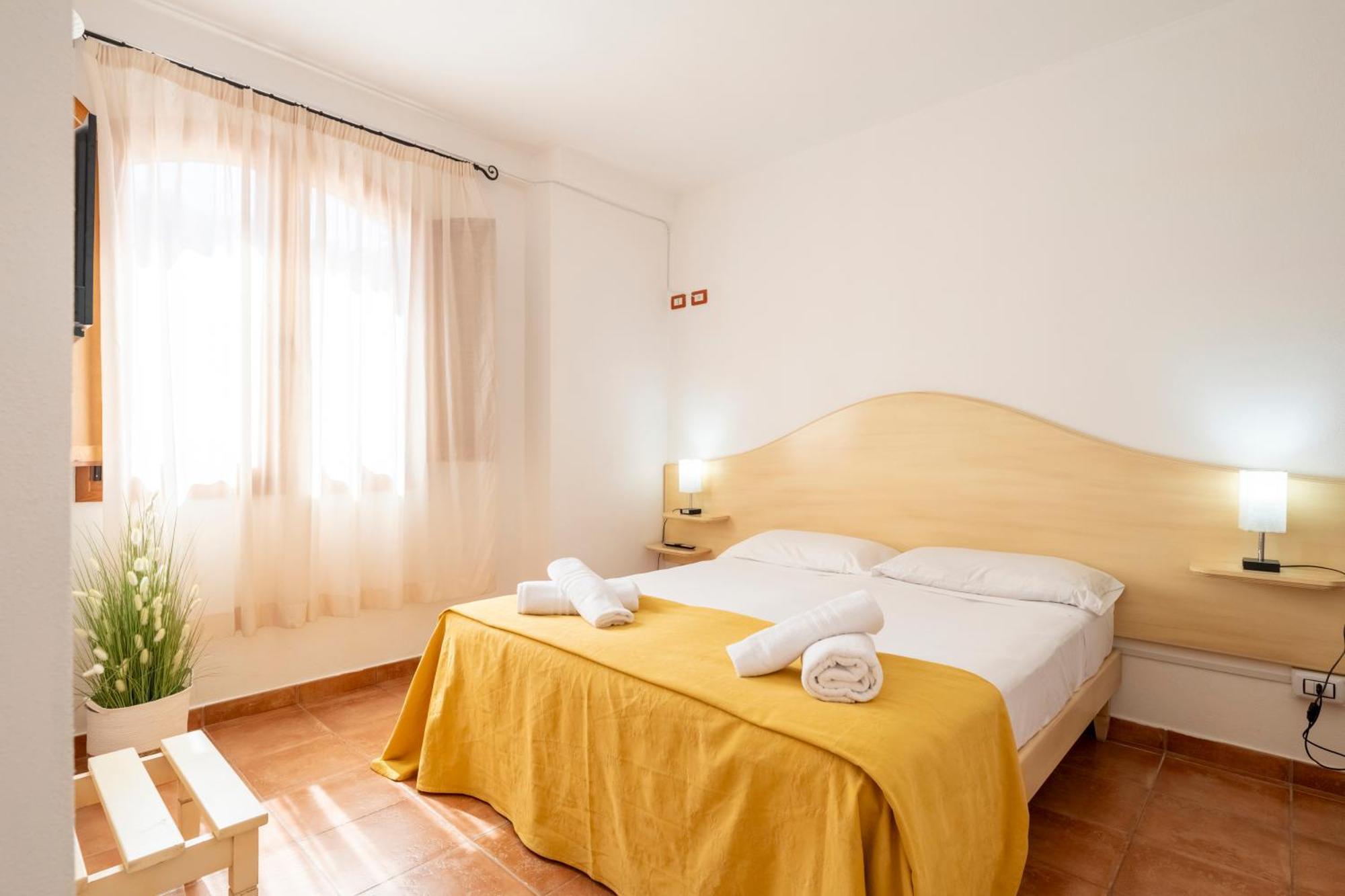 Hotel Marie Claire Ланузеи Экстерьер фото